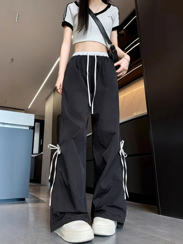 Casual loose straight pants Elastic waistband Machine washable in all seasons Suitable for daily comfort and casual outings - Image 6