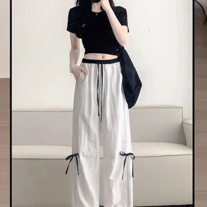Casual loose straight pants Elastic waistband Machine washable in all seasons Suitable for daily comfort and casual outings